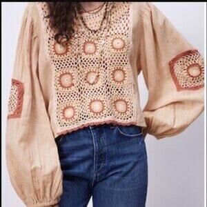 ZARA women's Tan Lightweight Crochet Front‎ Boho Crop Blouse Size XS